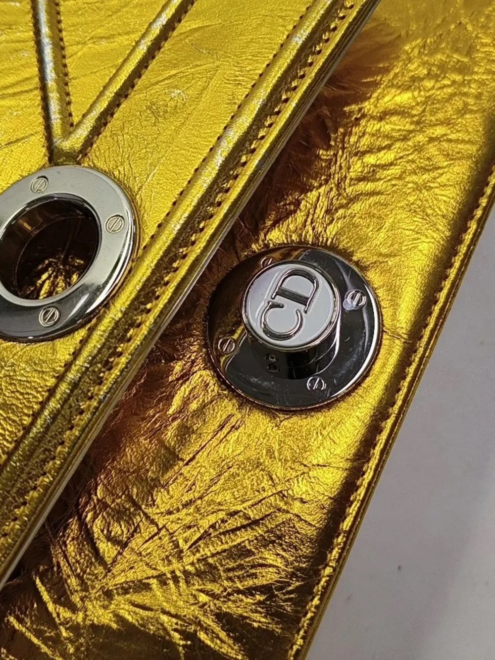 Christian Dior Diorama Flap Bag Metallic Gold Crinkled Lambskin + COA & Box - Picture 15 of 16